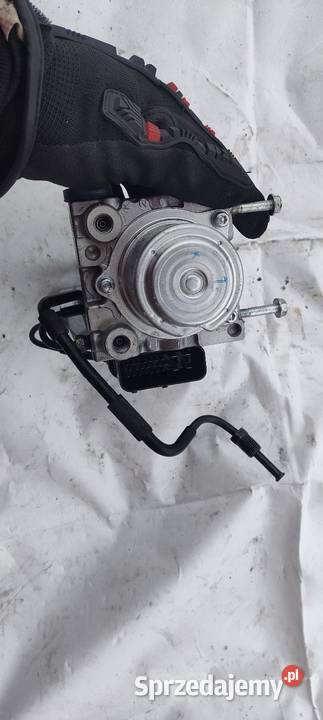 Honda CBF100 sc58 pompa ABS Łódź sprzedam