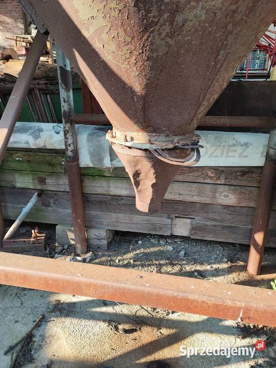 Zbiornik silos na zboże cement dolnośląskie Chojnów