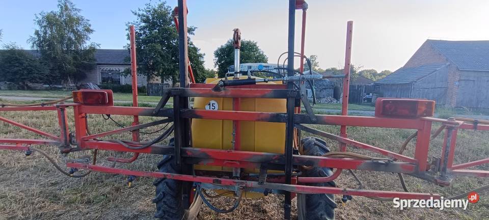 Opryskiwacz ciągany Woprol 1200 l 15m Zaczepiane Kraśnik