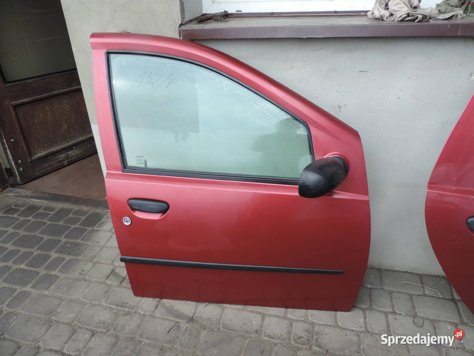FIAT PUNTO 2 5D KOLOR 132F DRZWI PRAWY PRZÓD Rok produkcji 2002 Nowy Sącz