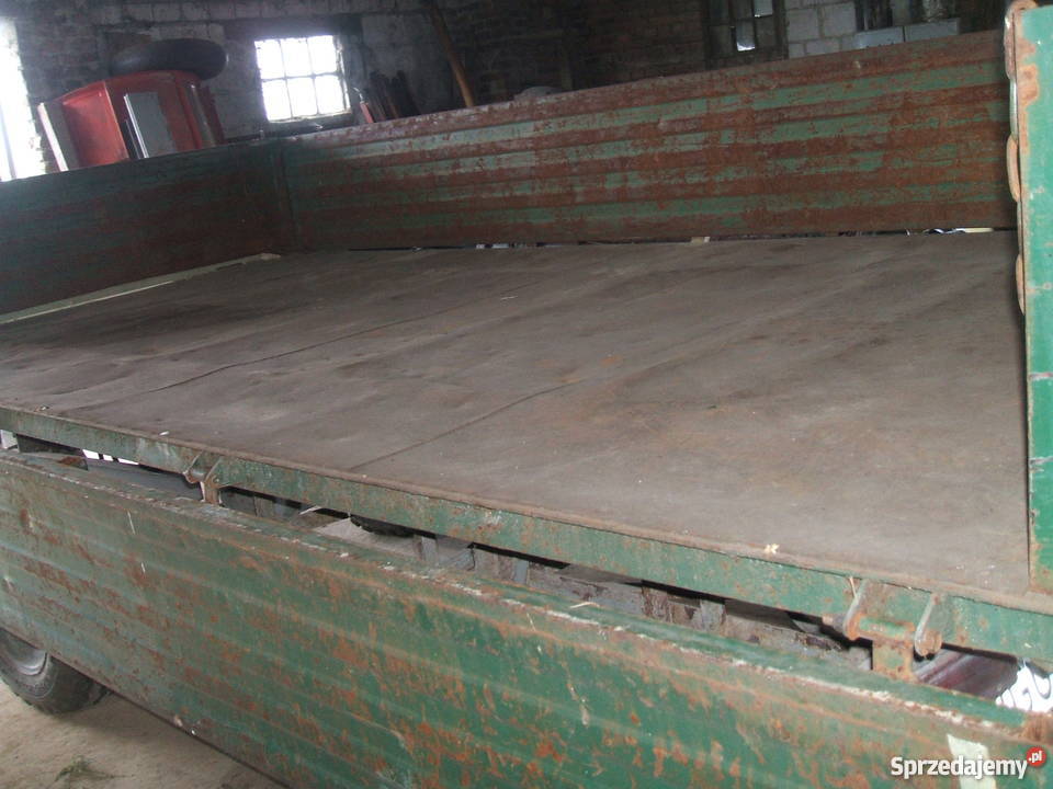 Przyczepa rolnicza D732 wywrotka zarejestrowana Przyczepy rolnicze Garbów