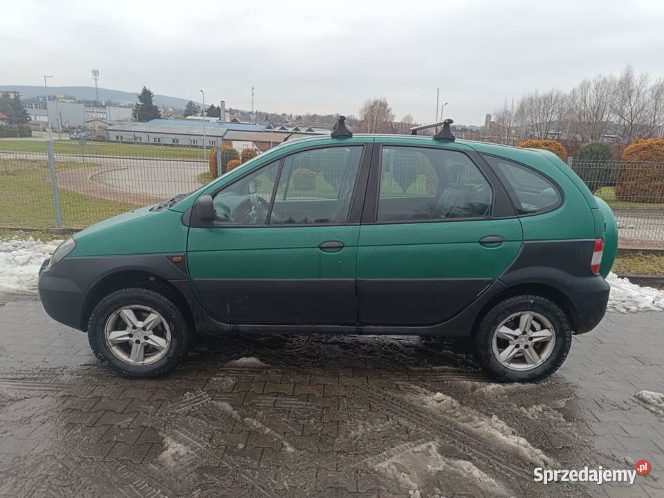 Renault Megane IV Hatchback 13 TCe 2019 Samochód napęd 4x4 Renault Sanok