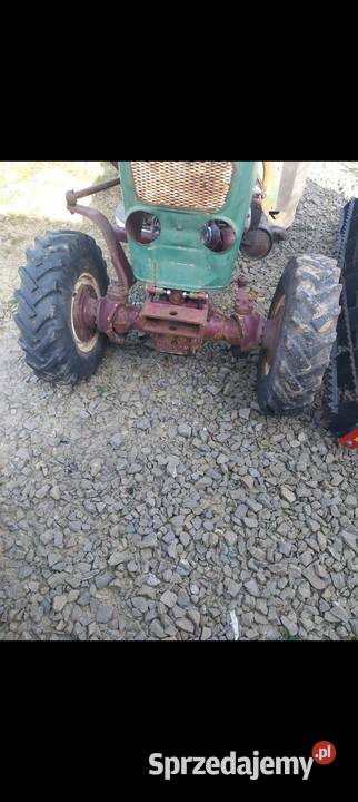Traktor ciągnik sadowniczy 4x4 wąskotorowy 30 Ciągniki małopolskie Nowy Sącz