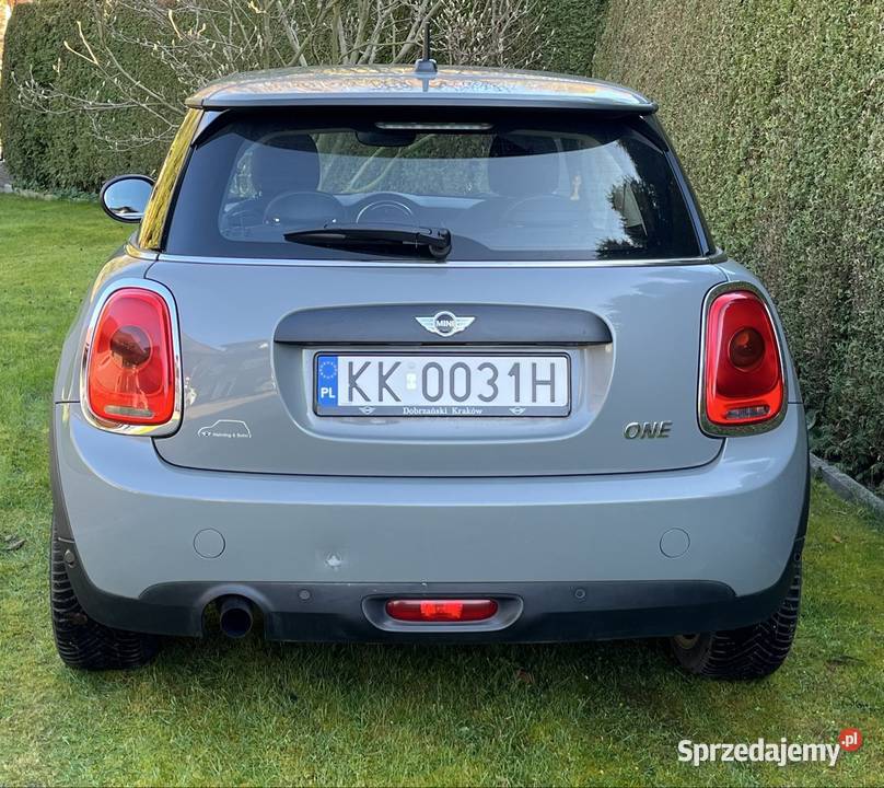 Mini ONE 12 102 z 2016 roku Rok produkcji 2016 Mini