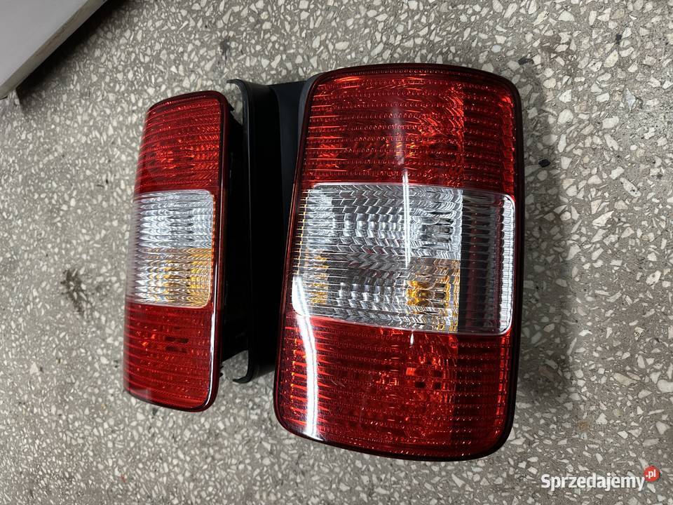 Volkswagen VW Caddy III 2K Lampa Tył Prawa OE śląskie