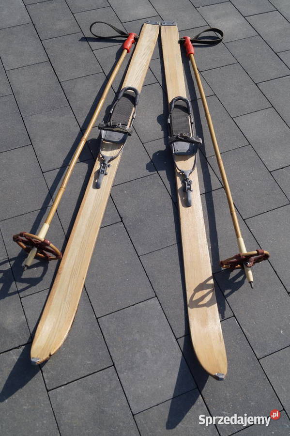 Stare narty drewniane 130 z kijkami Pruchnik sprzedam