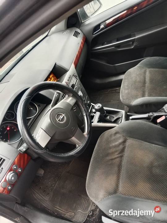 Opel astra H 18benzynaKlima sprawnaniski benzyna Wrocław sprzedam