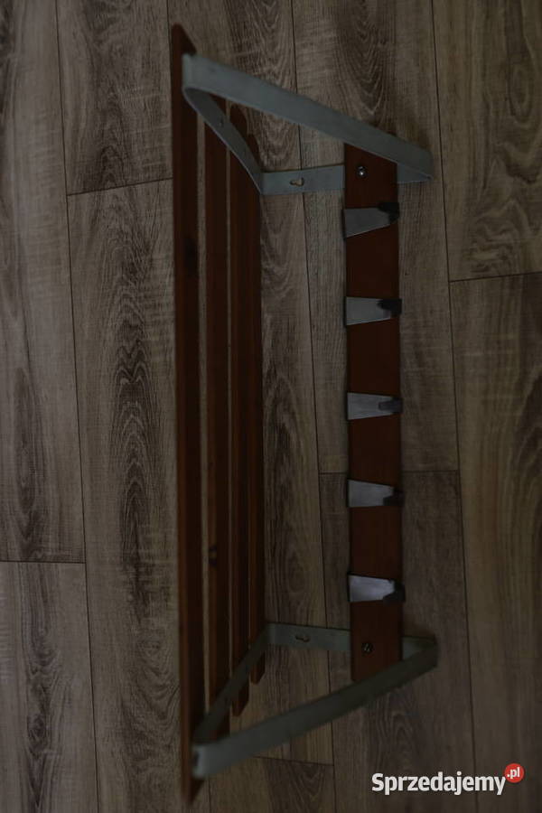 Półka na ścianę z wieszakami drewniane listwy 66 świętokrzyskie Stąporków