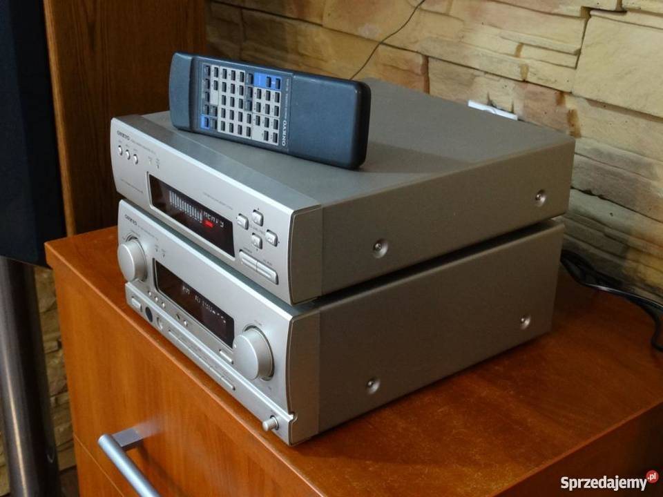 Amplituner Onkyo z korektorem pilot mocny Jasło