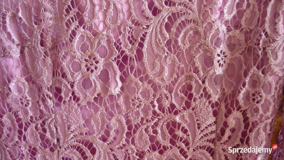 Sukienka koronkowa różowa