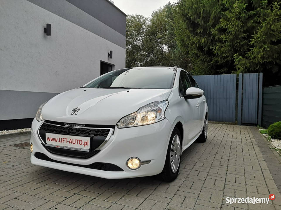Peugeot 208 14 HDI 68 Klimatyzacja Tempomat Strzegom