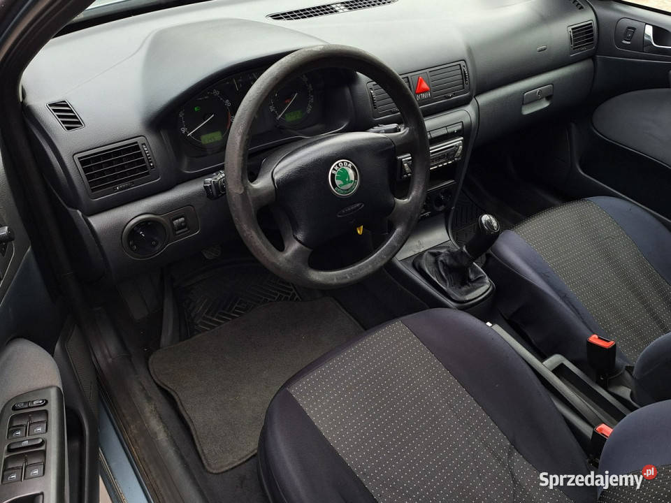 koda Octavia 16MPi 102 klimatyzacja ESP alufelgi 1595cm3 Olsztyn