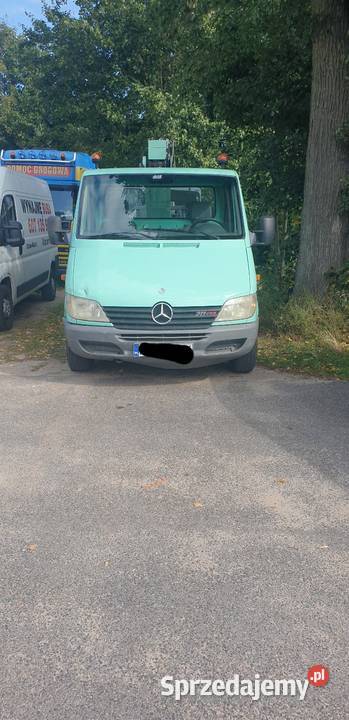 Podnośnik koszowy Mercedes 311 Dobre Miasto