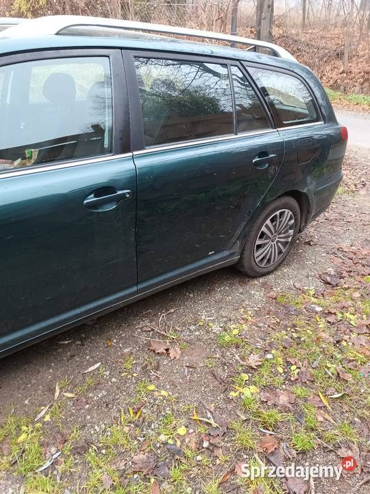 Toyota Avensis 18 benzyna 2003 benzyna dolnośląskie sprzedam