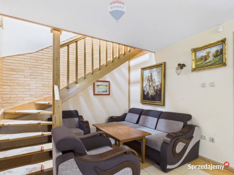 DOM W ZABUDOWIE SZEREGOWEJ KROŚCIENKO małopolskie Krościenko nad Dunajcem