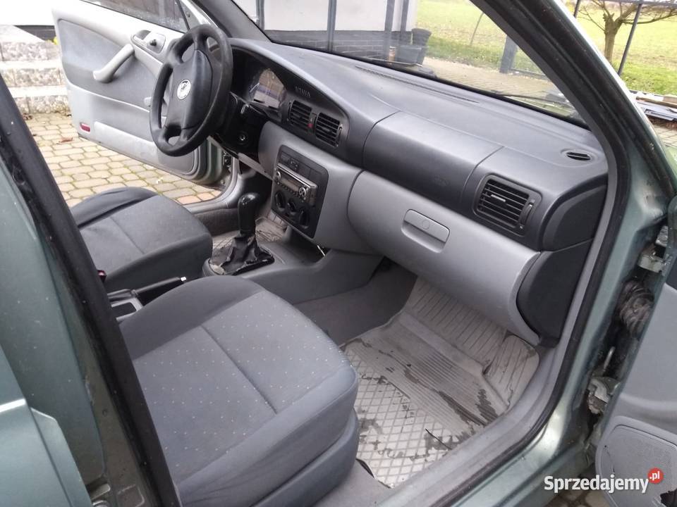 Skoda Octavia 16 benzynagaz 2002 hak Lublin sprzedam