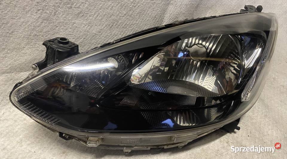 MAZDA 2 LAMPA ZW LEWY PRZÓD STANLEY P6516 Jasienica