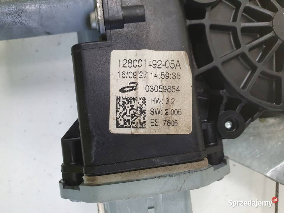 Renault Trafic III PODNOŚNIK SZYBY lewy przód Rudka