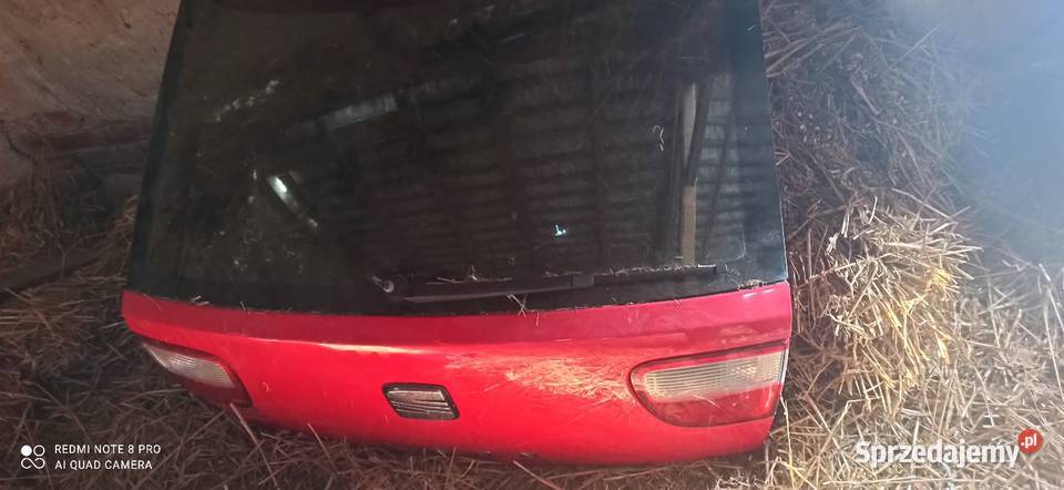 Klapa seat Leon I top sport lp3g Biała