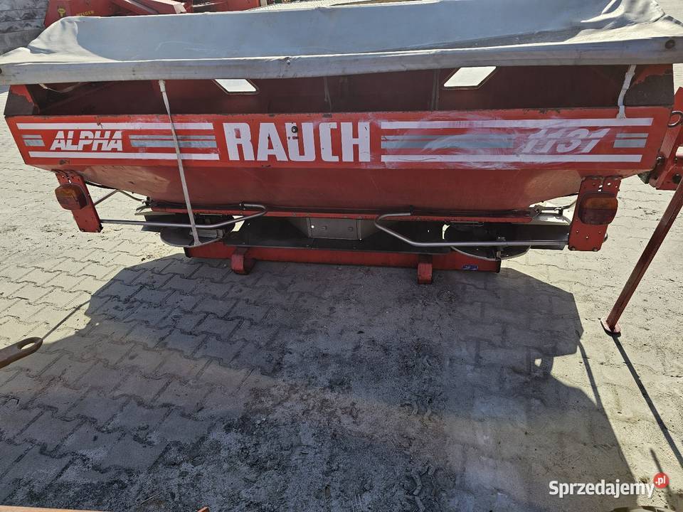 Rozsiewacz do nawozu Kuhn 1131 Gołcza