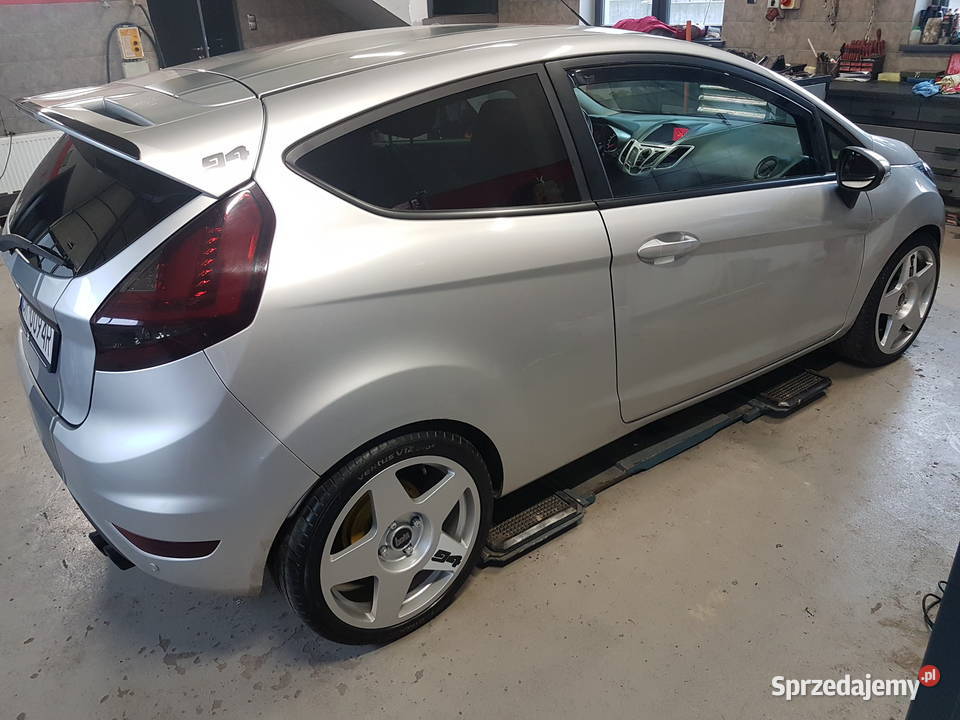 FORD FIESTA MK7 16 TiVCT 120 2010 ZAREJESTROWANA wspomaganie kierownicy wielkopolskie sprzedam