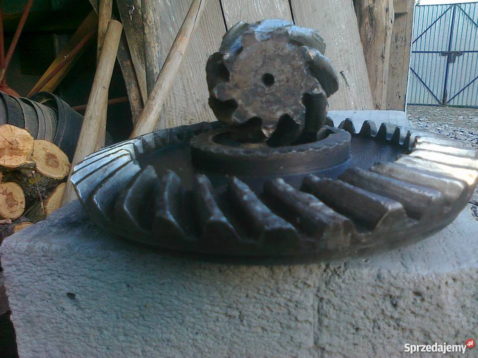 Wałek ataku WOM glebogryzarka łuparka uszkodzony Jadowniki