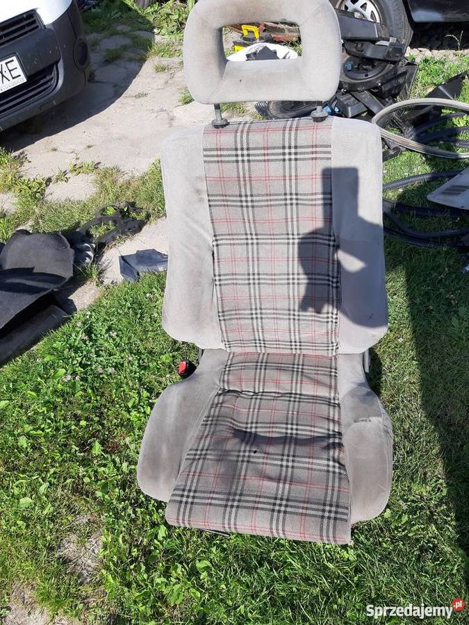 Opel kadett drzwi fotele i inne Rok produkcji 1991 świętokrzyskie Skarżysko-Kamienna