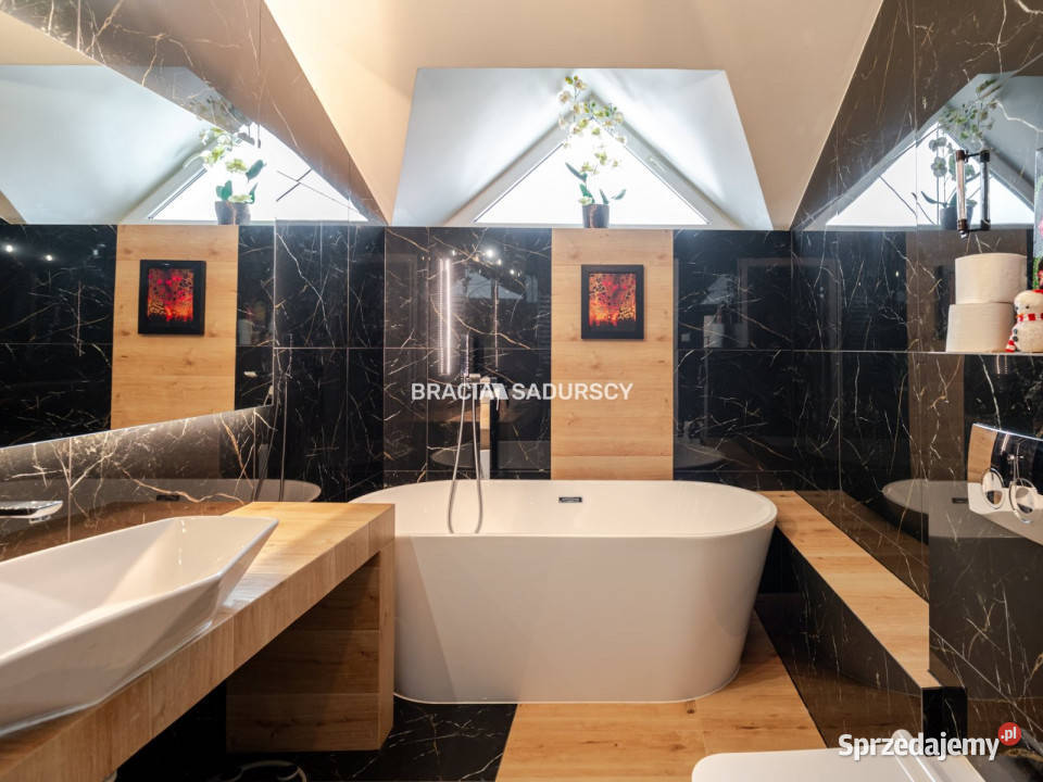 Sprzedaż domu wolnostojącego 254m2 Osieczany Sprzedaż