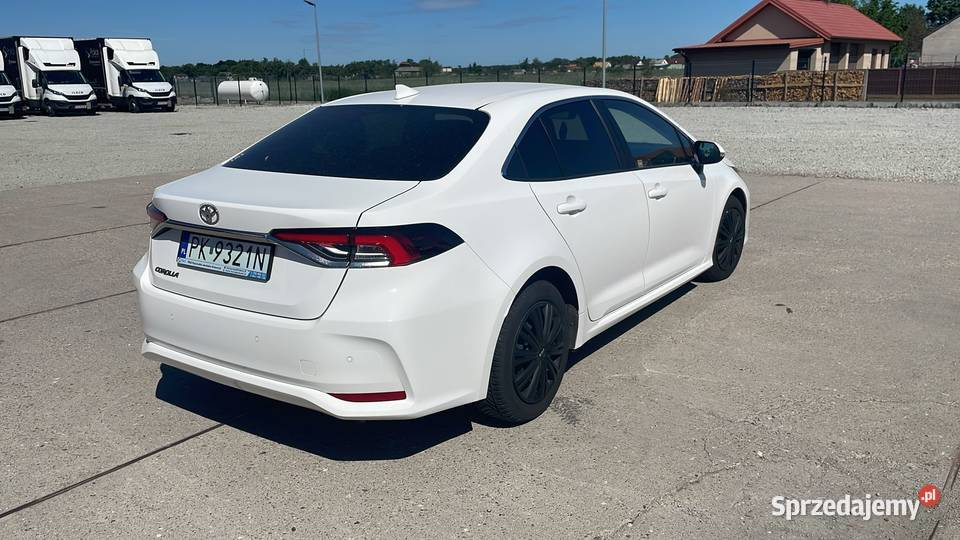 Toyota Corolla XII 15 Corolla CVT automat wersja Turek