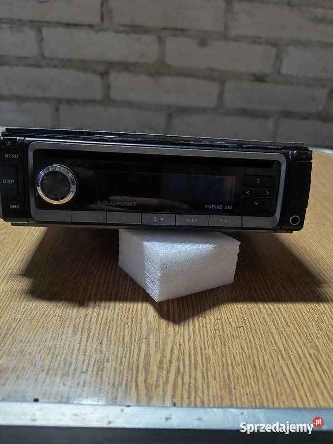 Sprzedam radio samochodowe USB CD AUX Blaupunkt Opole Lubelskie sprzedam