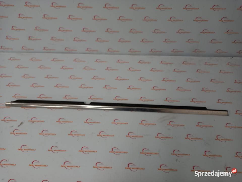 MERCEDES W204 07r listwa chrom prawa tył Kielce