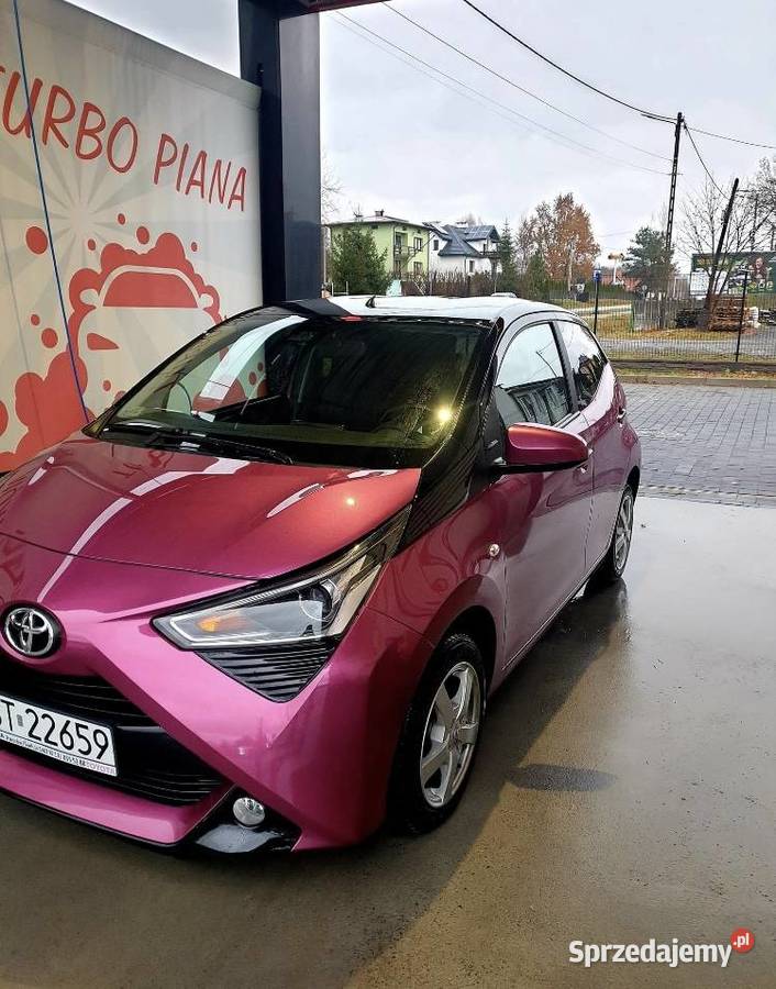 Toyota Aygo Selection XCITE Magenta 2018 r autoalarm Alwernia sprzedam