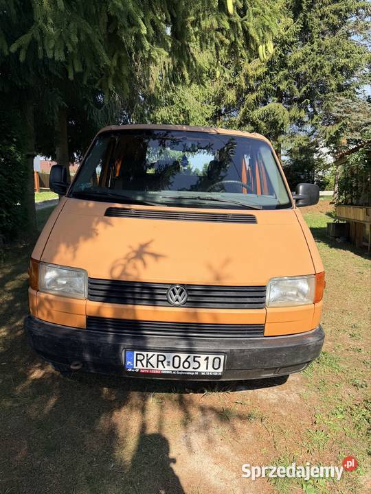 Volkswagen T4 z paką 1993 Auto użytkowe budowa Rok produkcji 1993 podkarpackie Krasna