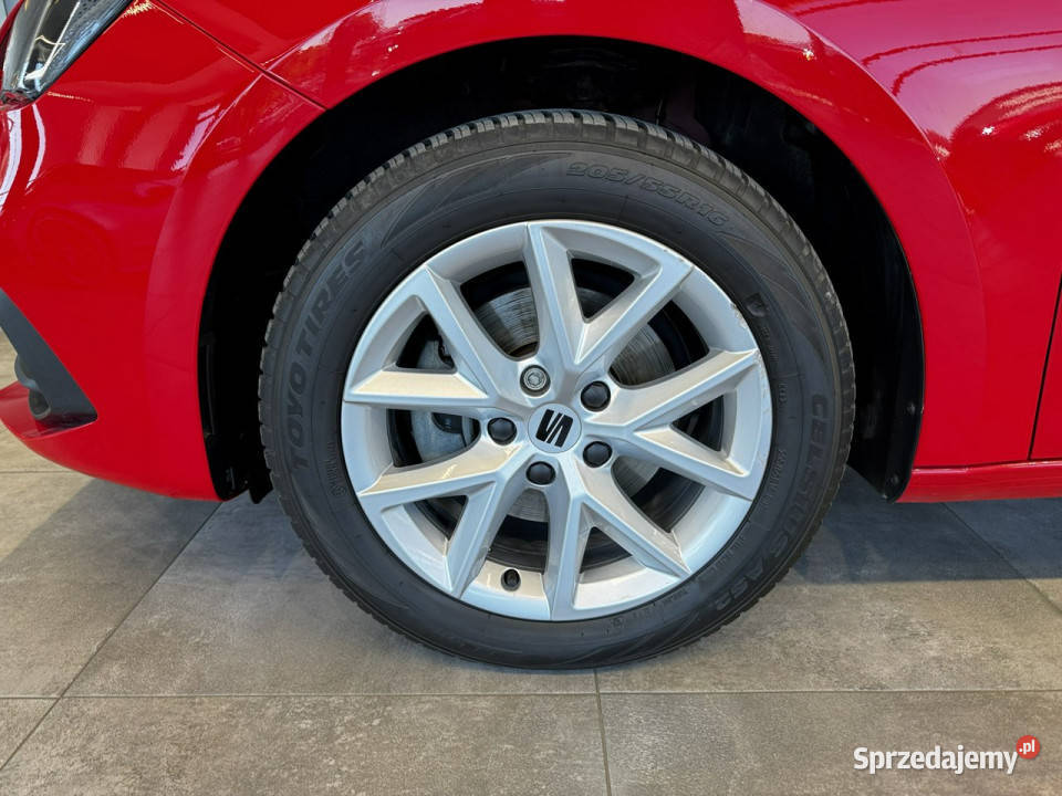 Seat Leon Style 15TSI 130 M6 2021 r salon I Myślenice