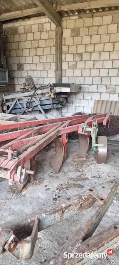 Pług 5 skibowy nieuszkodzony Boglewice