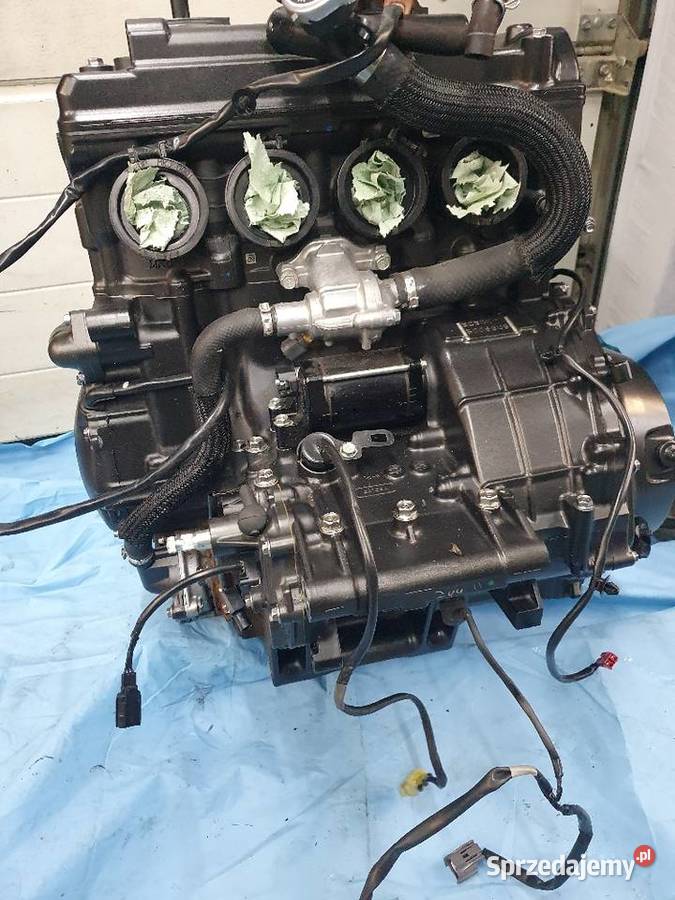 Honda CB 1000r SC80 silnik dekiel kapa pokrywa Grońsko sprzedam