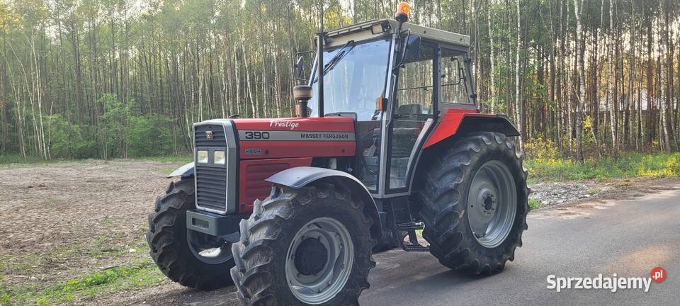 Massey Ferguson 390 Podole