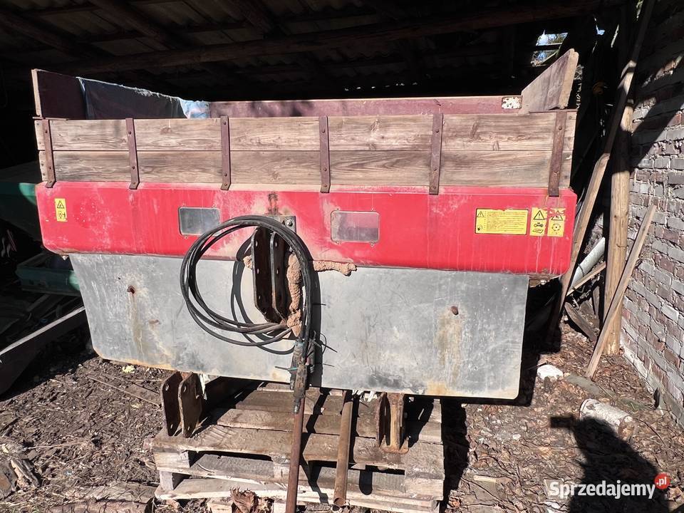 Rozsiewacz nawozu Kverneland Accord Maszyny rolnicze Sierpowo sprzedam