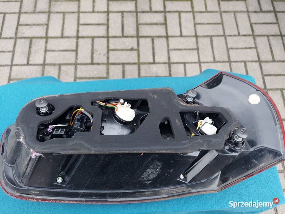 Lampa tył lewa Citroen C4 Picasso II oryginał Poznań