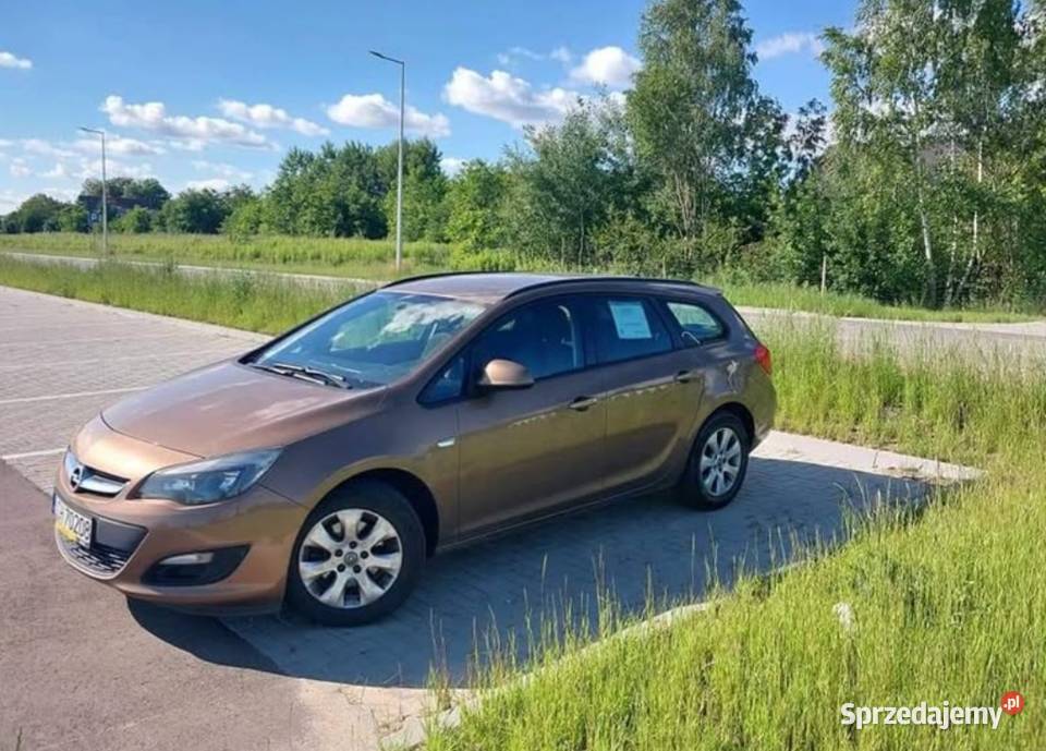 Opel Astra 2016 nieuszkodzony lubelskie Lublin