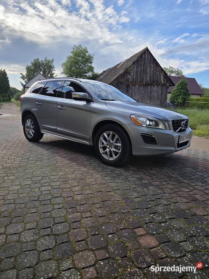 Sprzedam Volvo XC60 RDesing 20D Becejły