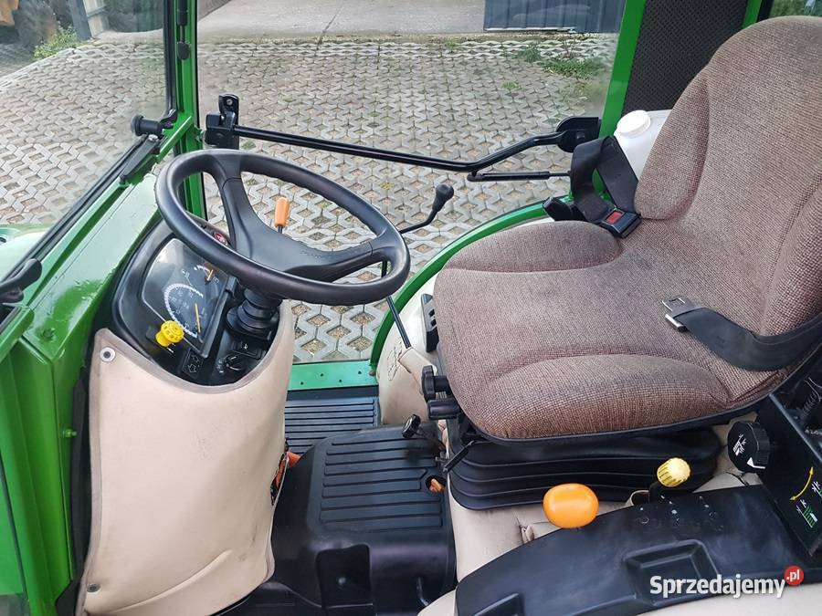 JOHN DEERE 2520 TRAKTOREK CIĄGNIK KOMUNALNY VAT łódzkie Wały A
