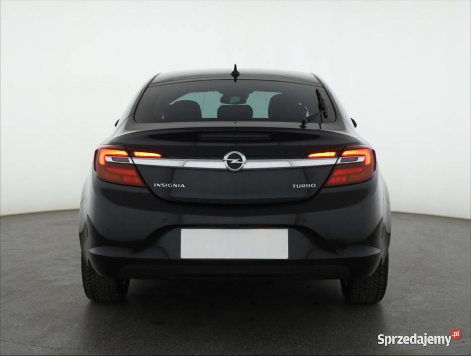 Opel Insignia 16 Turbo