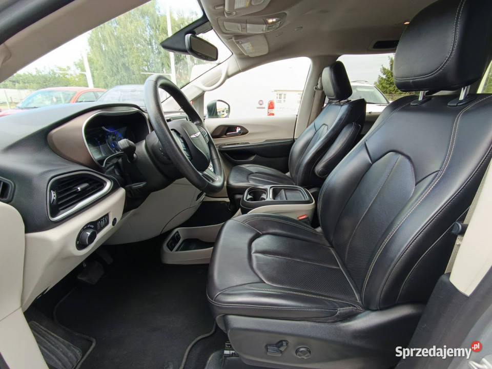 Chrysler Pacifica 36 V6 291 7 osobowy srebrny Nowy Sącz sprzedam