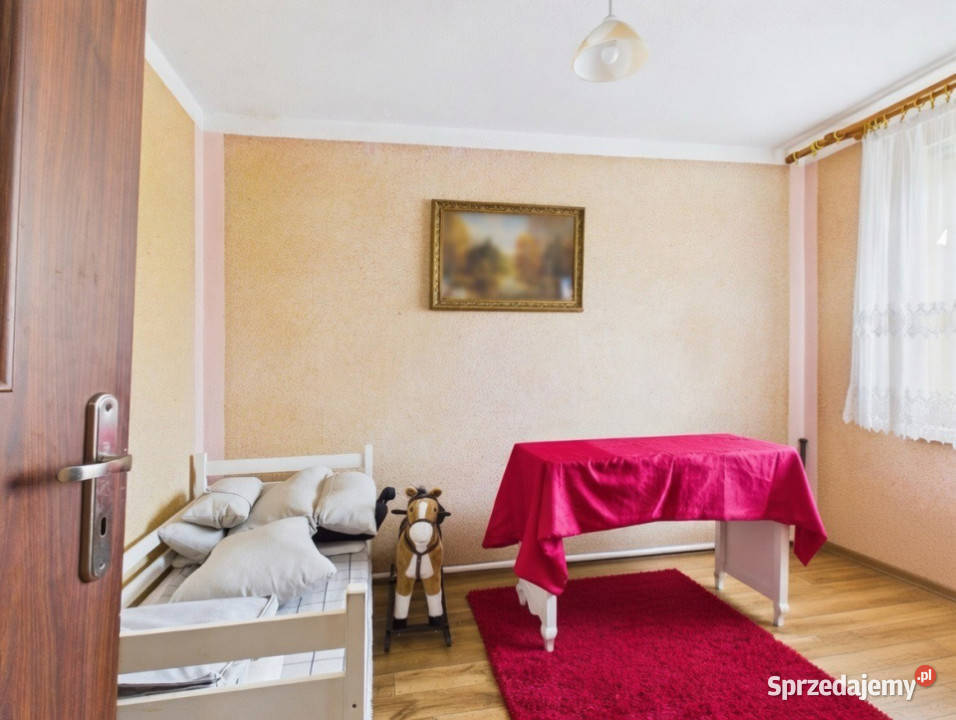 Dom z ogrodem i tarasem 6 pokoi Pękanino Sprzedaż