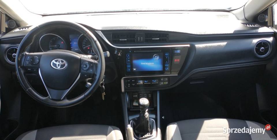 TOYOTA AURIS 16 Benzyna Sędziszów Małopolski