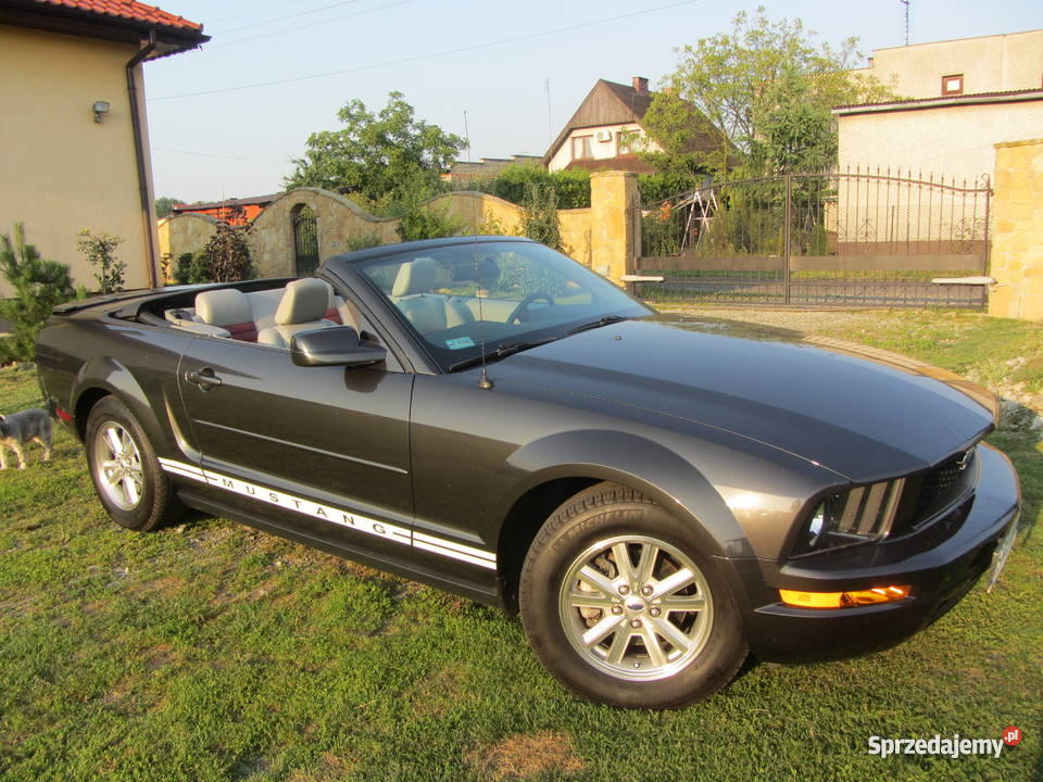 Ford Mustang Cabrio automatyczna Nędza