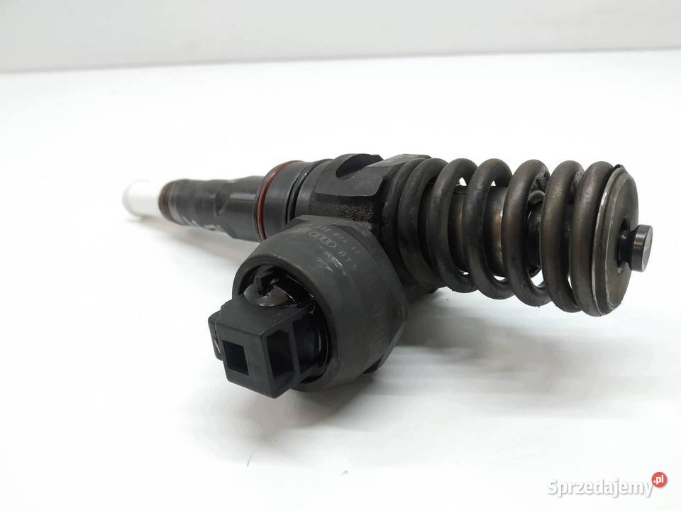 POMPOWTRYSKIWACZ 038130073AH 19 TDI VW