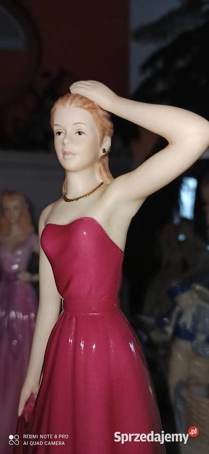 Beth Figurka The Lucerne Collection W bordo pomorskie Gdańsk