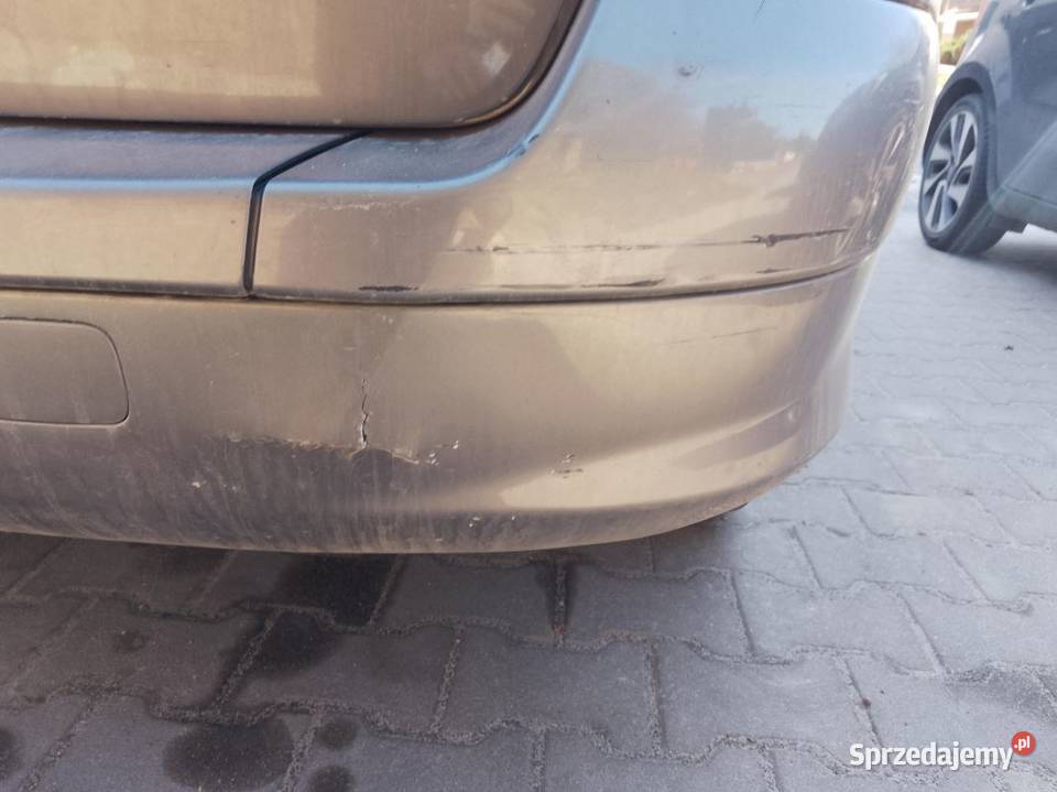 Samochód osobowy marki Peugeot 308 Borowiec